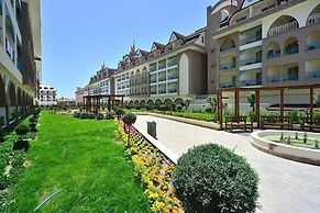 Side Crown Palace Ultra All Inclusive