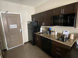 Hawthorn Extended Stay by Wyndham Dickinson