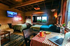 The Sirena Insolente Hostel