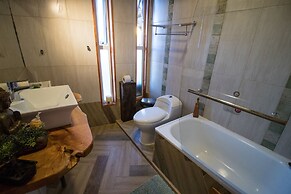 The Sirena Insolente Hostel