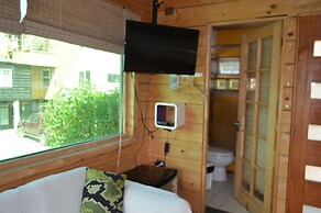 The Sirena Insolente Hostel