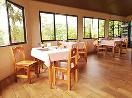 Brisas Arenal Hotel