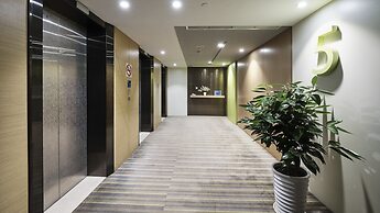 Holiday Inn Express Shanghai Gongkang by IHG