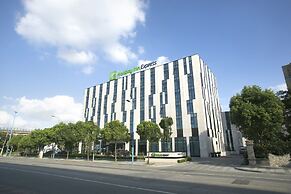 Holiday Inn Express Shanghai Gongkang by IHG