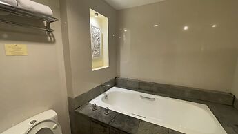 Harmoni One Convention Hotel & Service Apartments