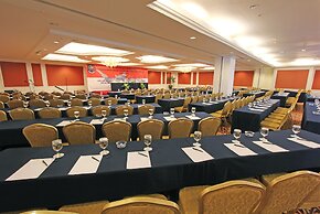 Harmoni One Convention Hotel & Service Apartments