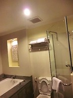 Harmoni One Convention Hotel & Service Apartments