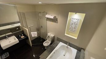 Harmoni One Convention Hotel & Service Apartments