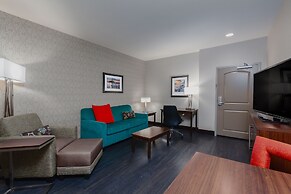 Holiday Inn Express & Suites Eureka by IHG