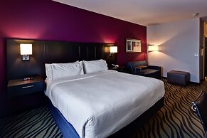 Holiday Inn Express Hutchinson by IHG