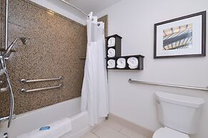 Holiday Inn Express & Suites Pocatello by IHG