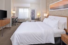 Holiday Inn Express & Suites Pocatello by IHG