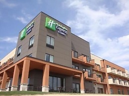Holiday Inn Express & Suites Pocatello by IHG