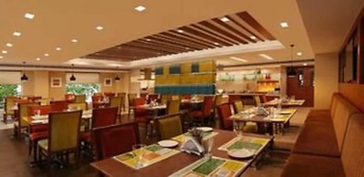 Lemon Tree Hotel Shimona