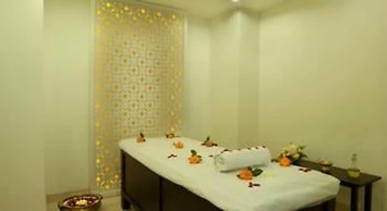 Lemon Tree Hotel Shimona