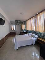 Hotel Costa Inn
