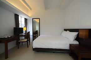 Heritage Lodge
