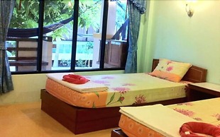 Black & White Bungalows