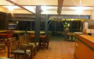 Black & White Bungalows