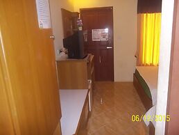 Black & White Bungalows