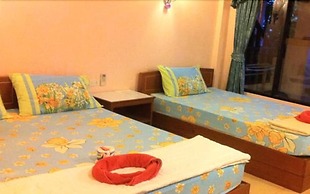 Black & White Bungalows