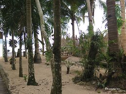 La Salangane Caalan Beach Villa