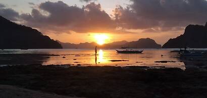 La Salangane Caalan Beach Villa