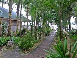 La Salangane Caalan Beach Villa