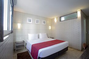 Hotel Confiance Prime Batel