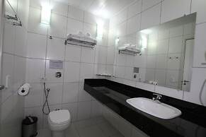 Hotel Confiance Prime Batel