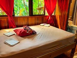 Hotel Las Caletas Lodge