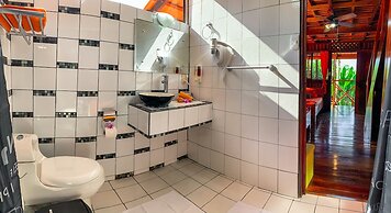 Hotel Las Caletas Lodge