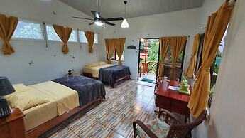 Hotel Las Caletas Lodge