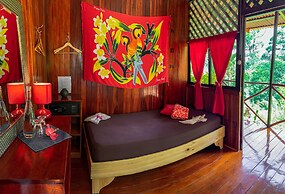 Hotel Las Caletas Lodge