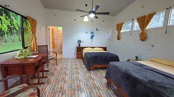 Hotel Las Caletas Lodge