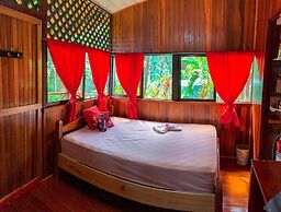 Hotel Las Caletas Lodge