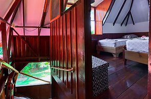 Hotel Las Caletas Lodge