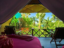 Hotel Las Caletas Lodge