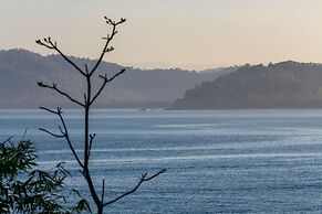 Hotel Las Caletas Lodge