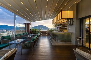 Hotel Shambala