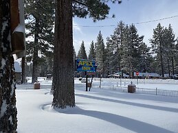 Apex Inn