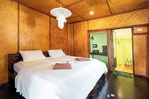 Mook Lanta Eco Resort