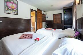 Mook Lanta Eco Resort