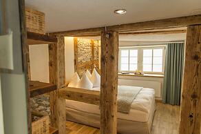 The River House Boutique Hotel