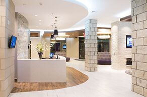 The Bluemont Hotel