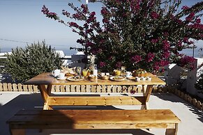 Athiri Santorini Hotel