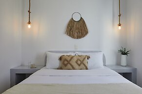 Athiri Santorini Hotel