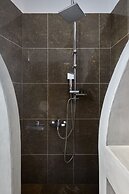 Athiri Santorini Hotel