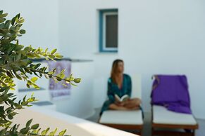 Athiri Santorini Hotel