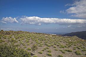 Athiri Santorini Hotel